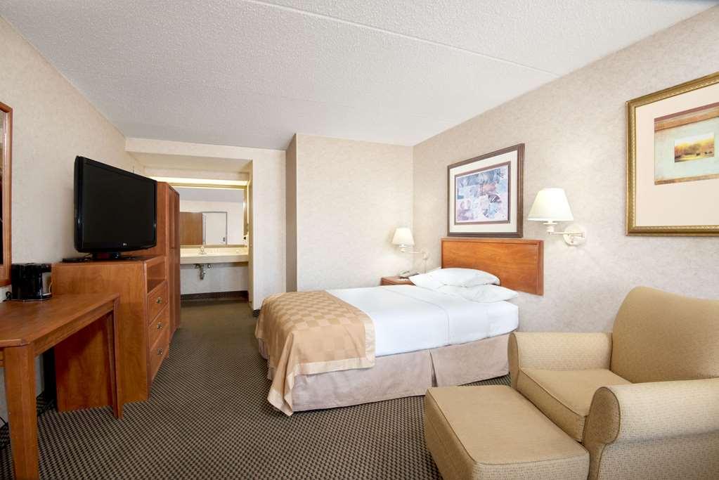Travelodge By Wyndham Pueblo Oda fotoğraf